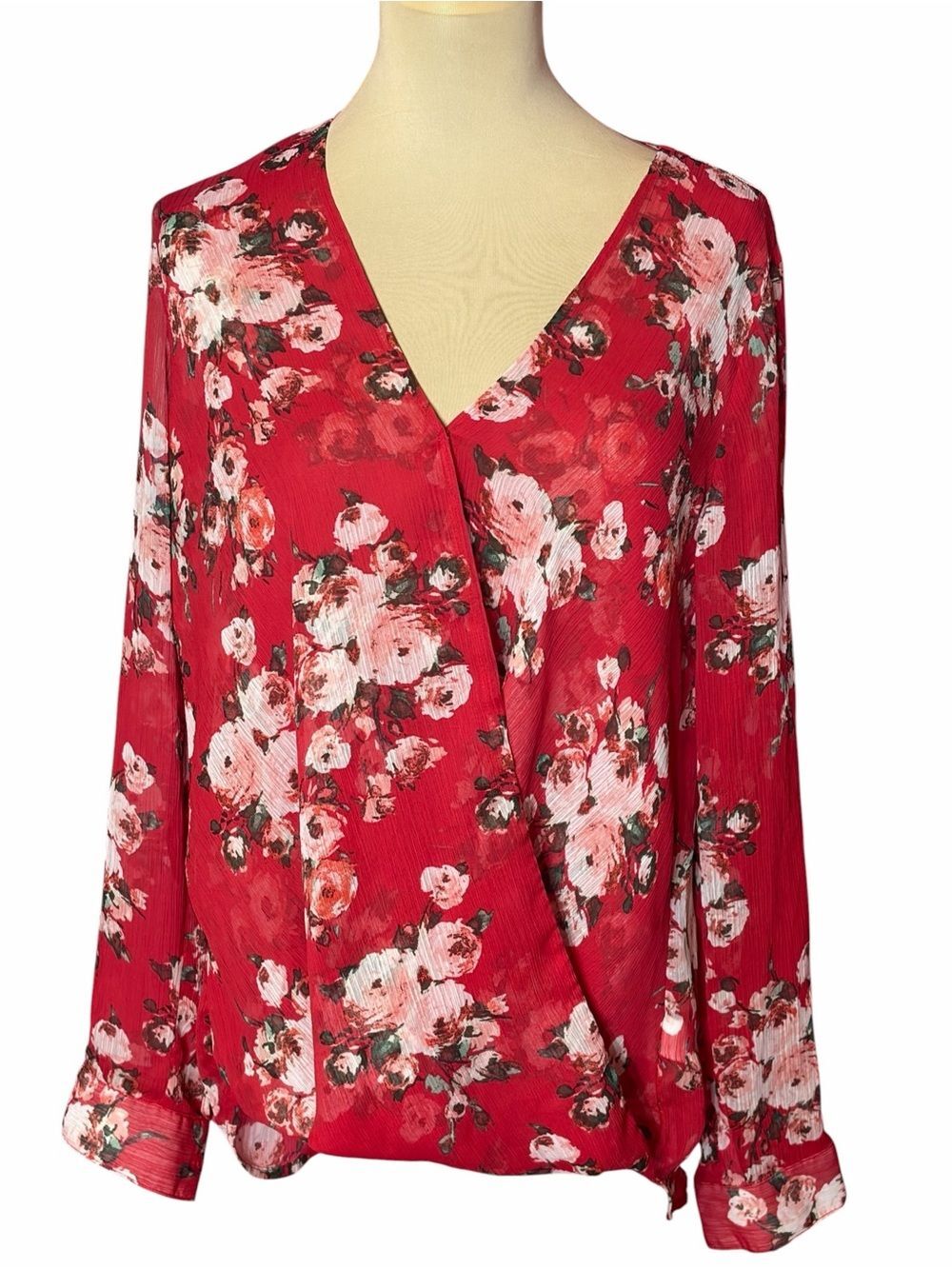 Kut from the Kloth Red Floral Faux Wrap Blouse Long Sleeve V-Neck Size Medium